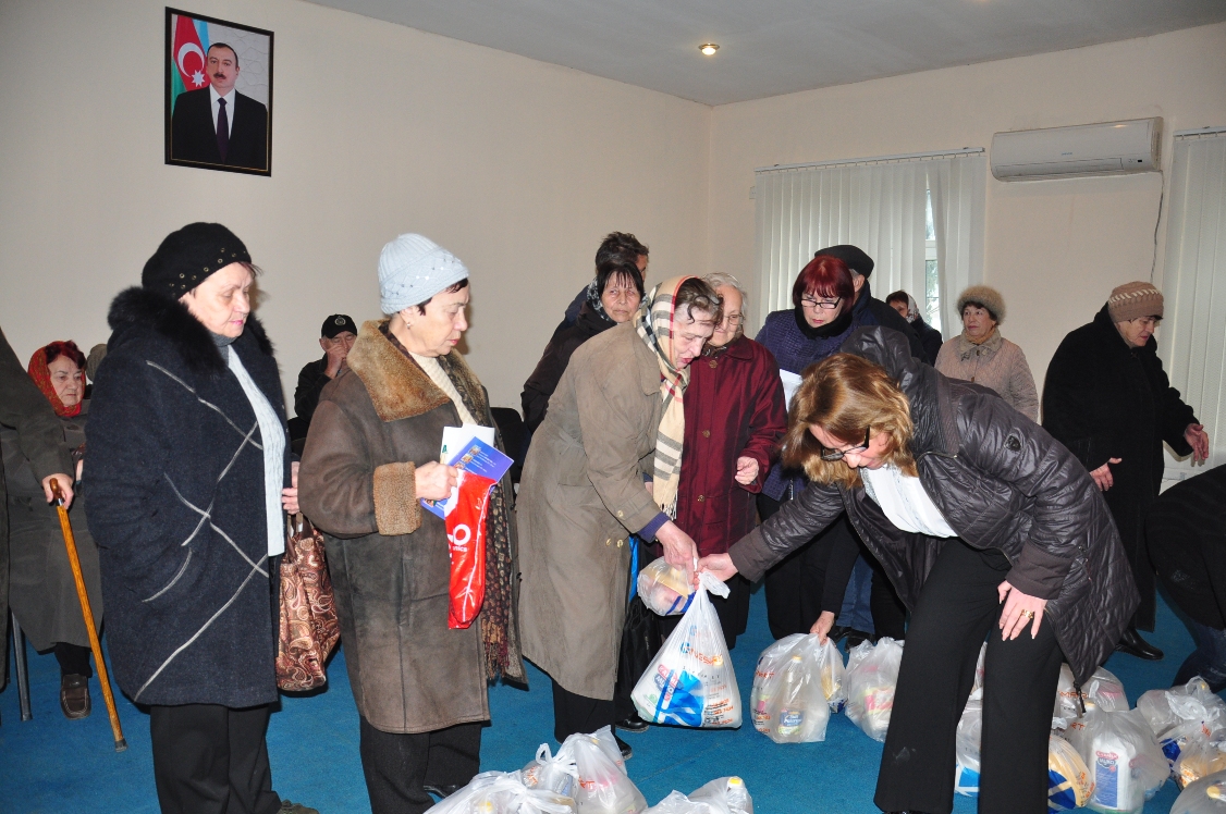 Qaradağ rayonunun slavyanəsilli sakinləri ilə görüş keçirilib - FOTOLAR